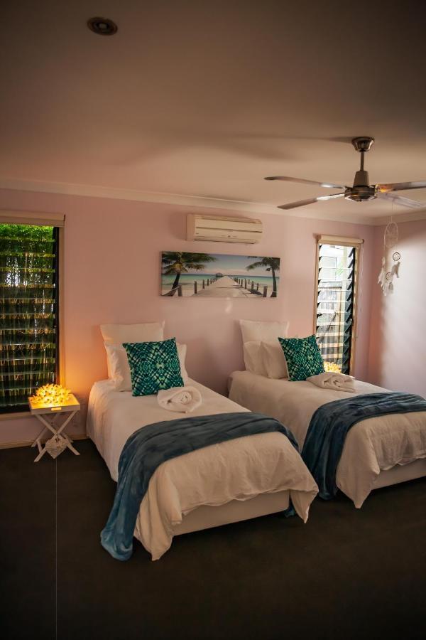 Ferienwohnung Beach Escape Magnesium Pool Dog Happy Gc Airport Gold Coast Exterior foto